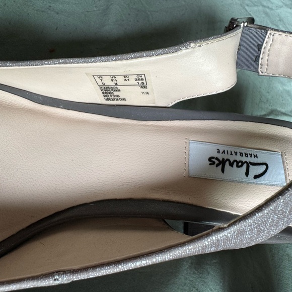 Clarks Women's Open-Toe Slingback Heels - Gray NWOB 9.5 - Picture 3 of 9